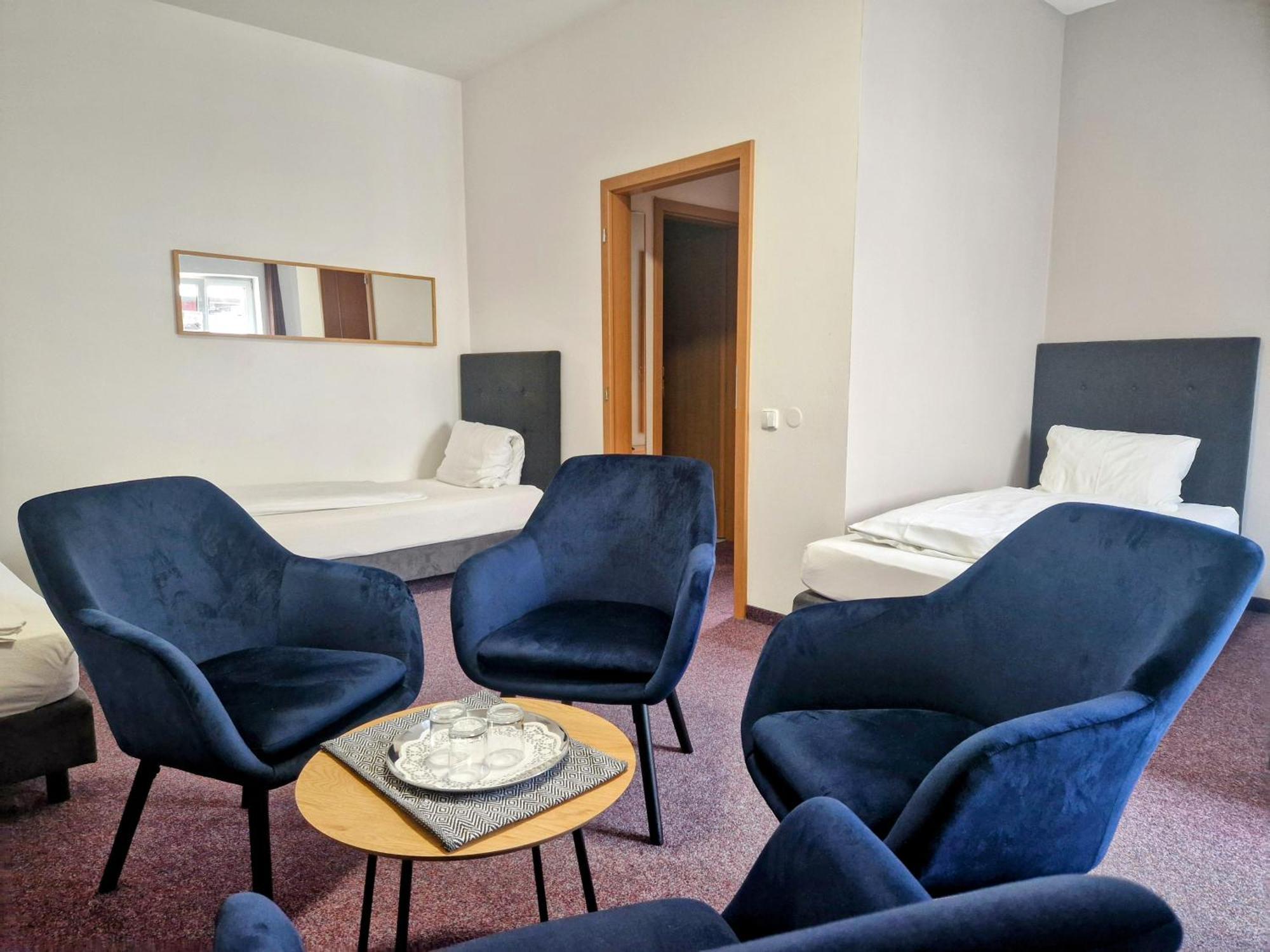 Family Hotel Maxim بيرون المظهر الخارجي الصورة