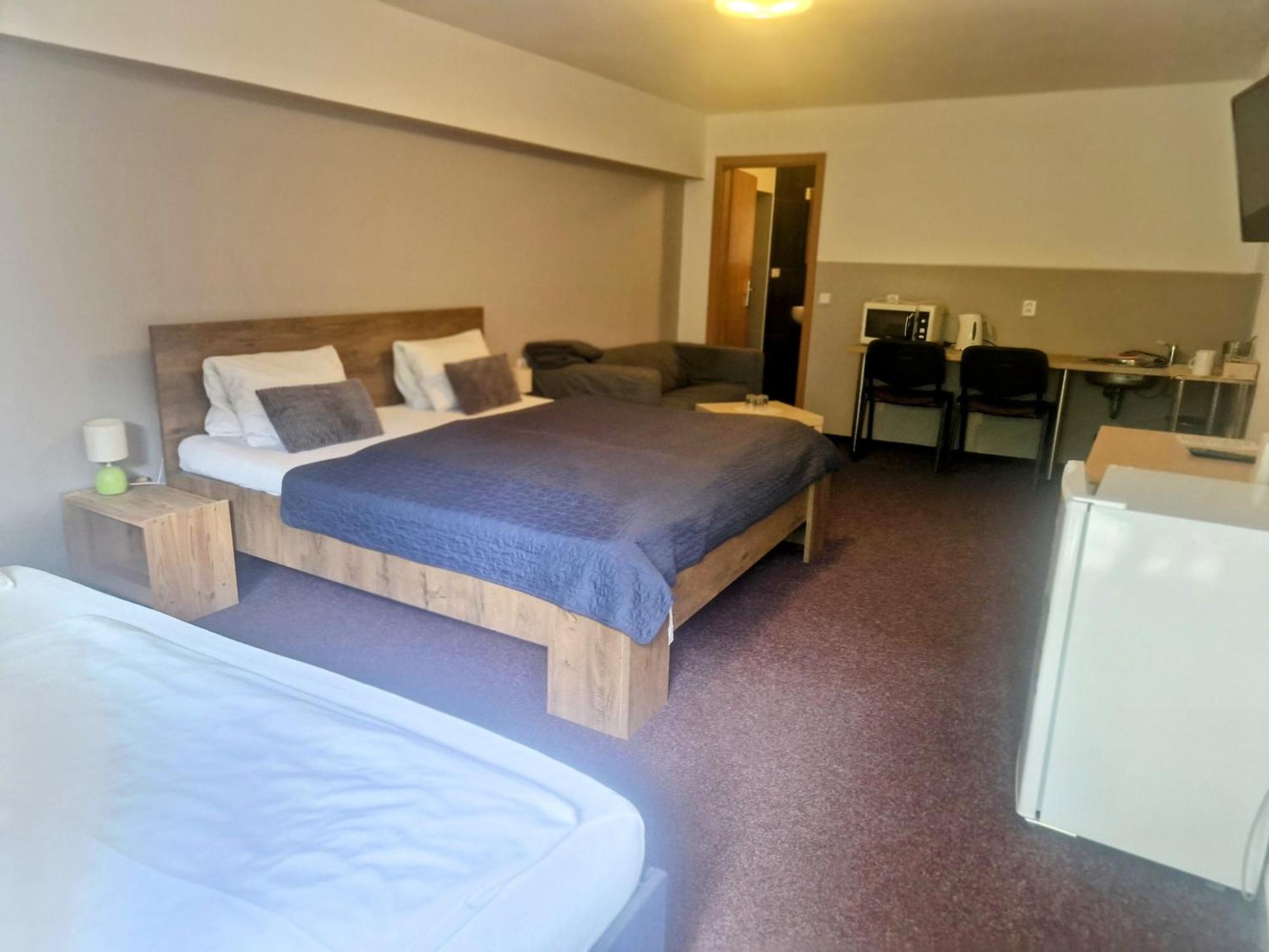 Family Hotel Maxim بيرون المظهر الخارجي الصورة
