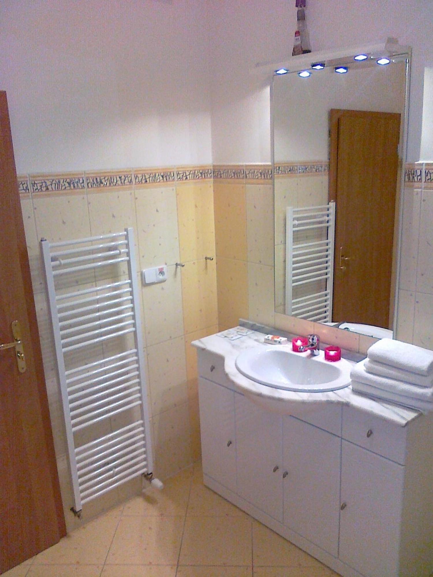 Family Hotel Maxim بيرون المظهر الخارجي الصورة